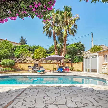 Cozy In With House A Panoramic View Sorede