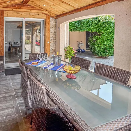 Cozy In With House A Panoramic View * Sorede