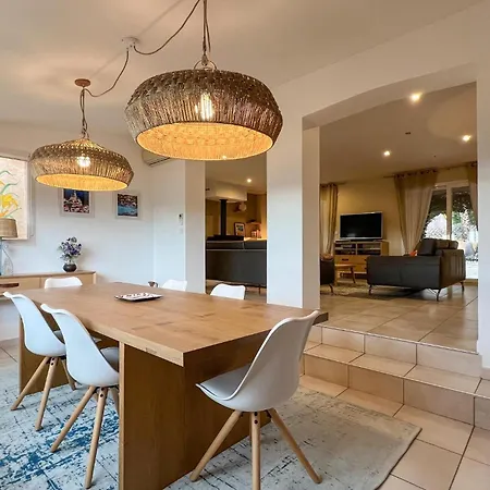Holiday home Cozy In With House A Panoramic View
